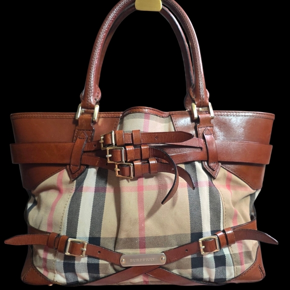 Burberry Tan and Brown Check Shoulder Bag - Picture 1 of 10